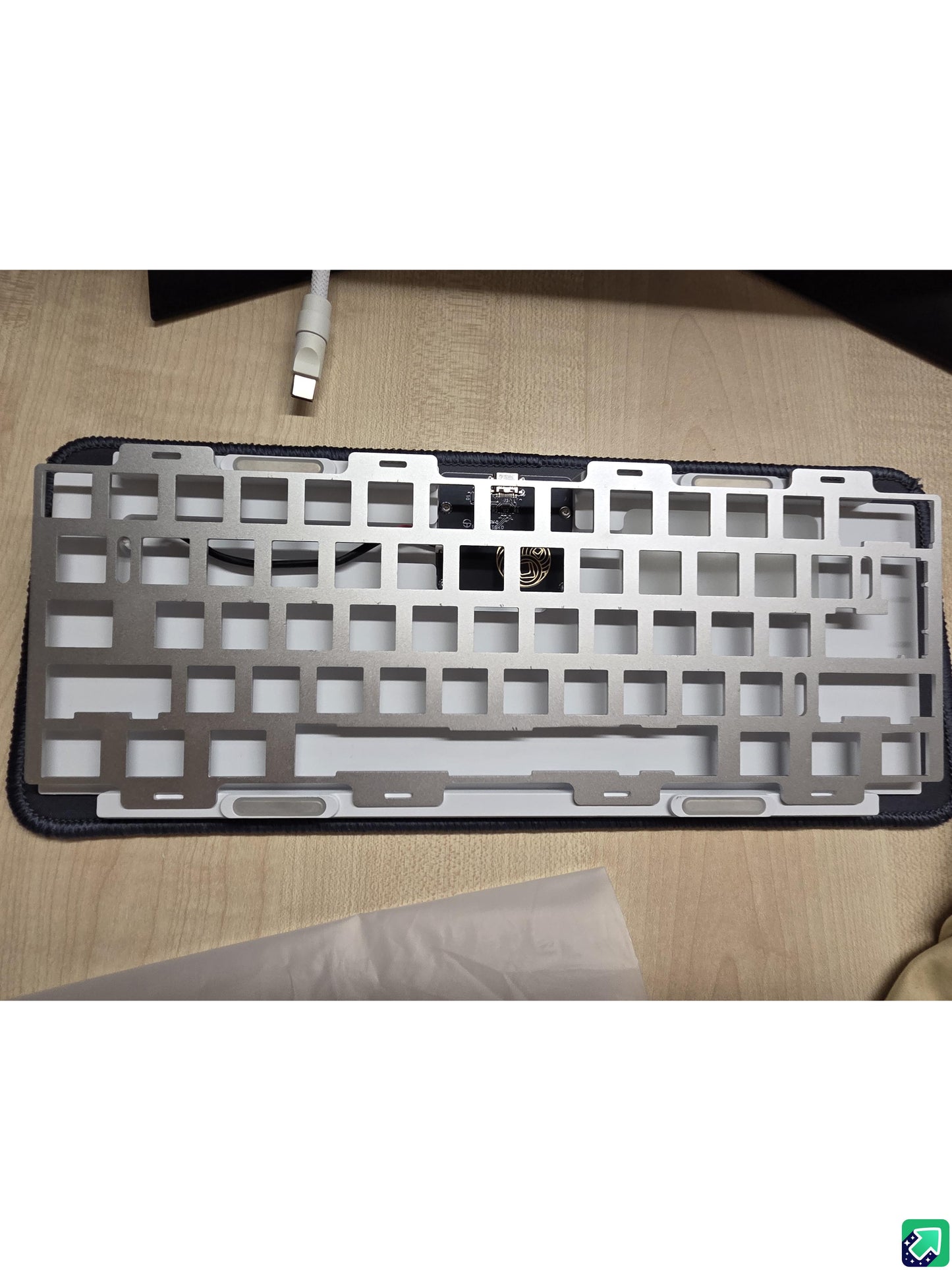 [OP Shop] Monokei Kei v2 - White