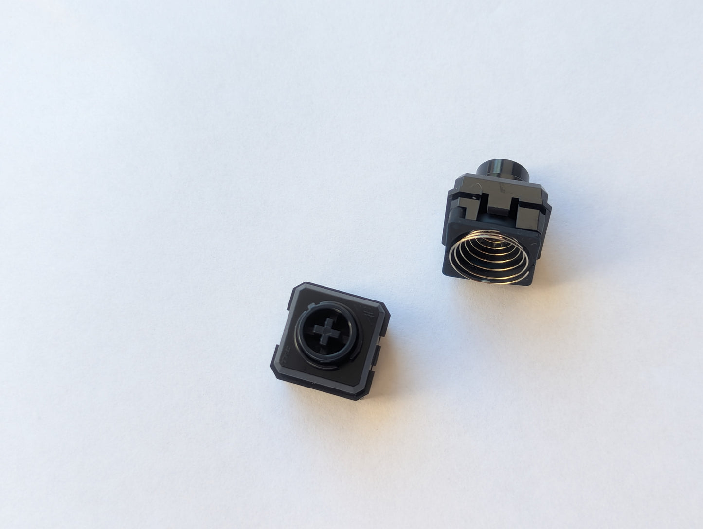 Naevies EC Switches (Packs of 35)