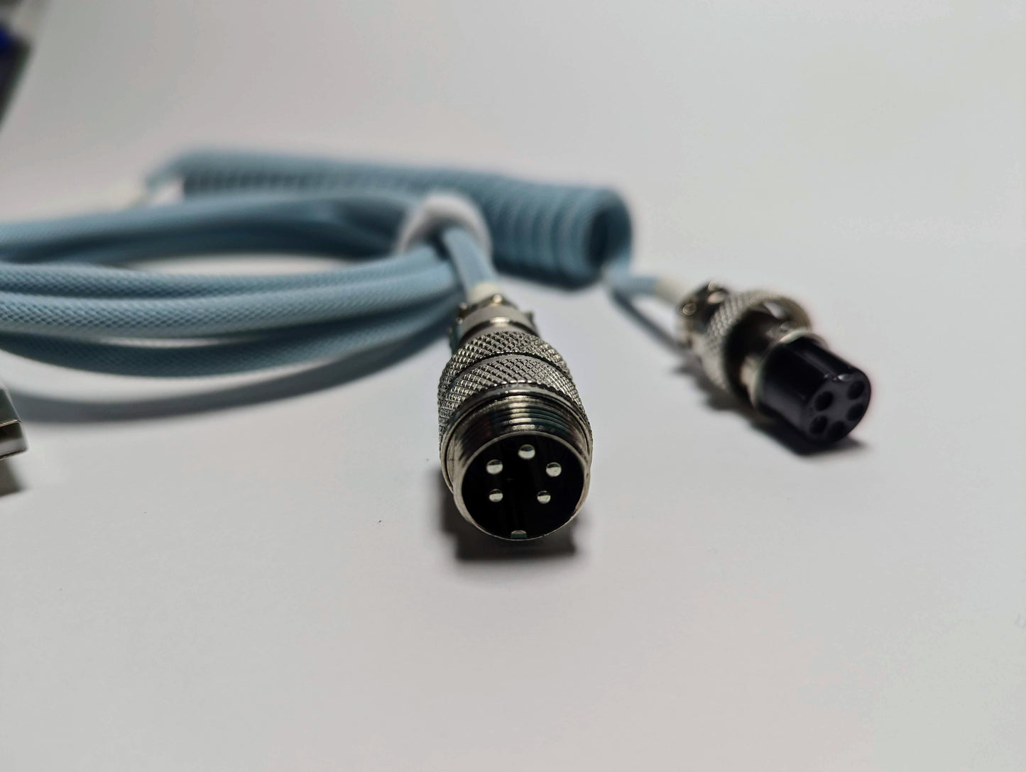 Coiled Cable (Right Facing)